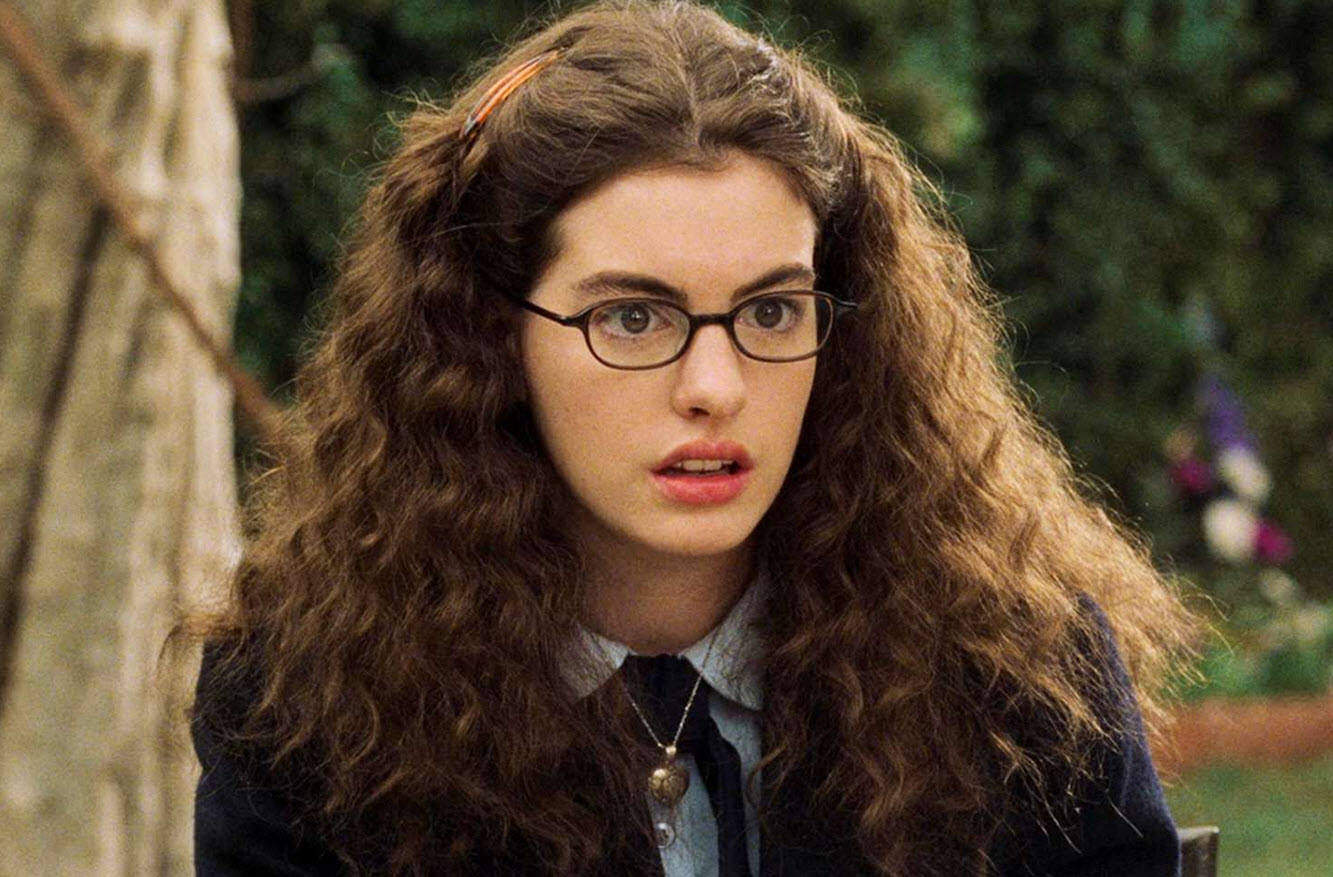 Anne Hathaway Confirms Return for 'Princess Diaries 3' | Wikibash